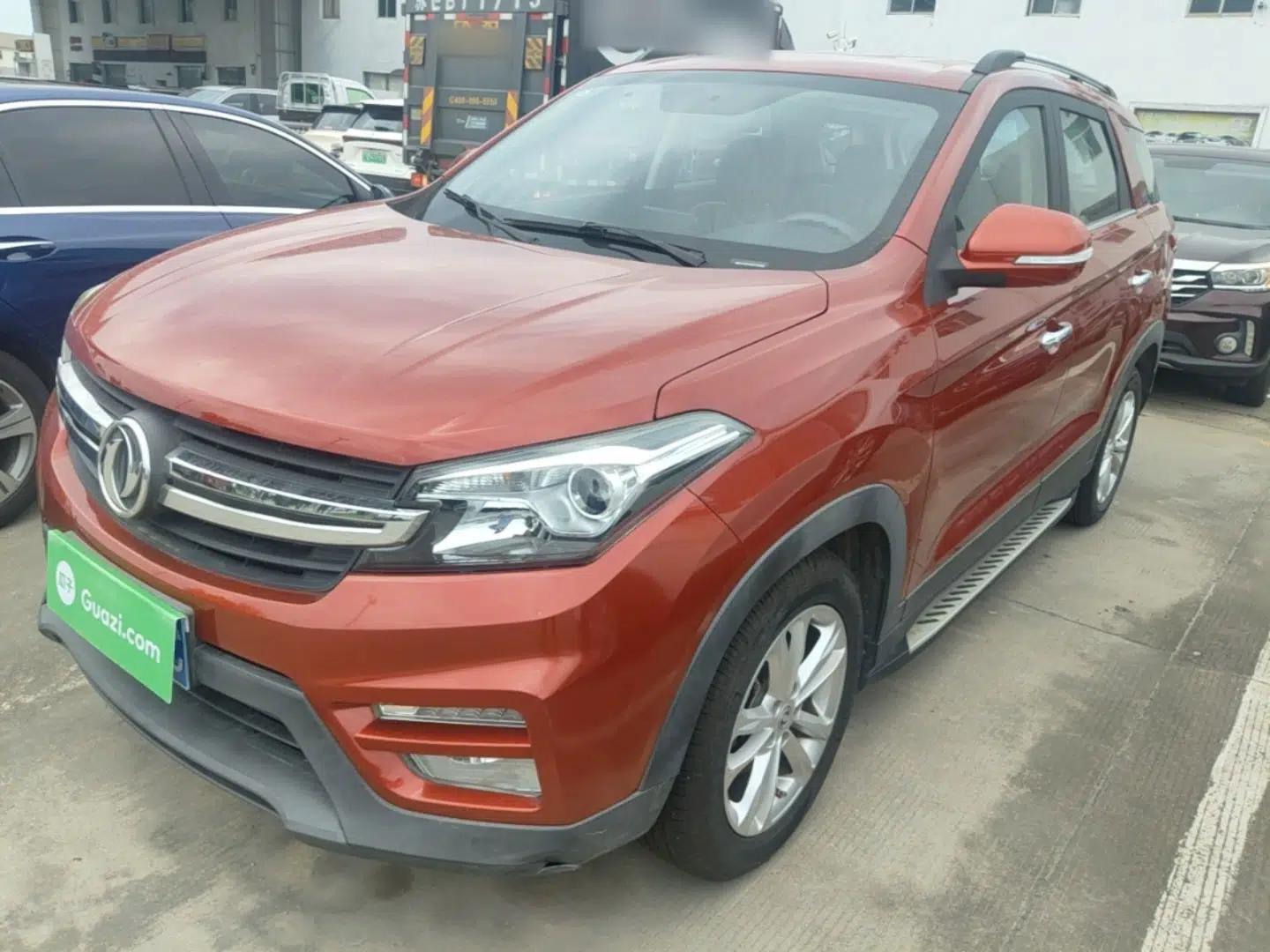 Dongfeng Fengon S560 2018 1.8L CVT Elite Model 7 Seats — миниатюра 1