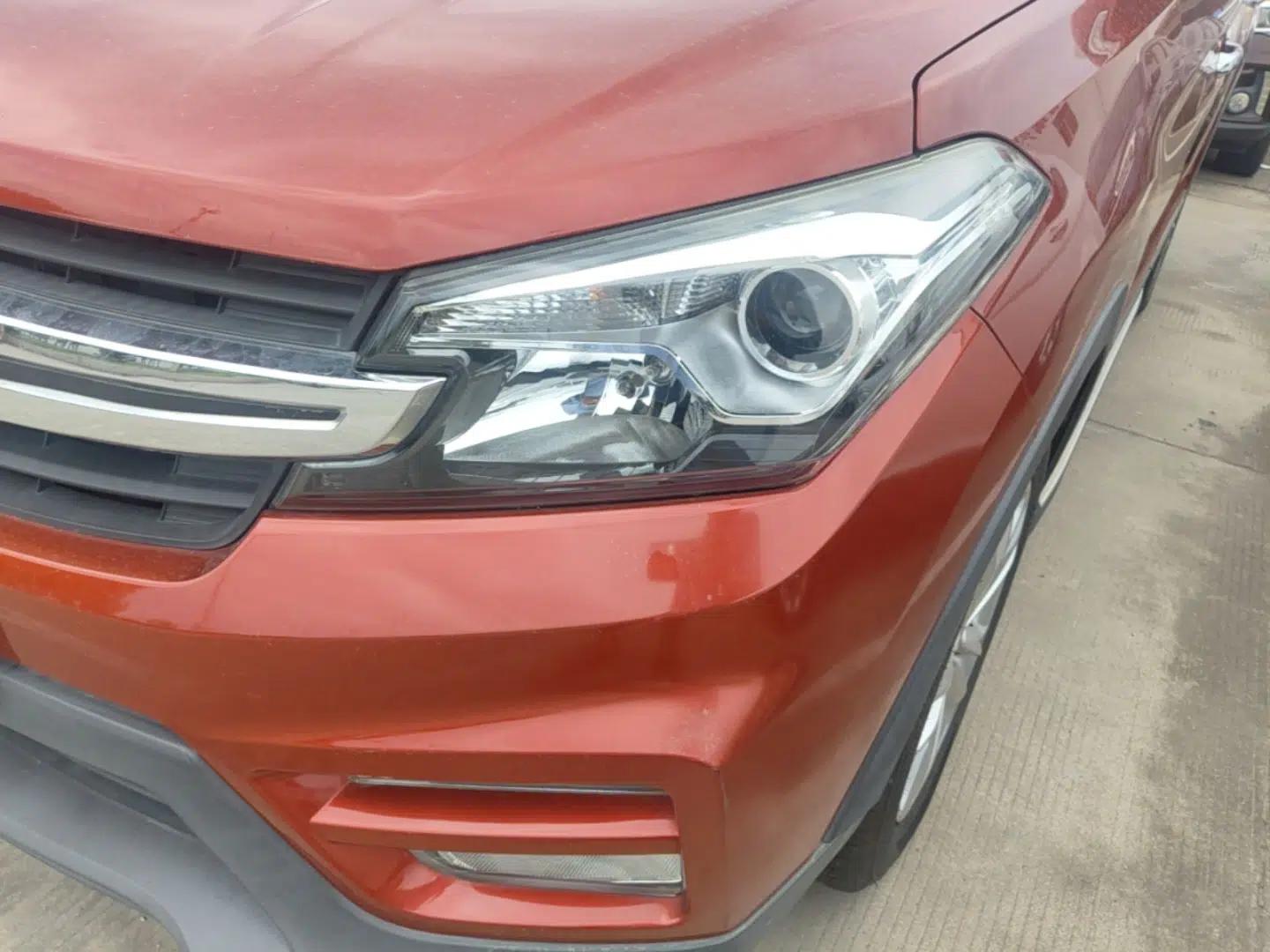 Dongfeng Fengon S560 2018 1.8L CVT Elite Model 7 Seats — миниатюра 8