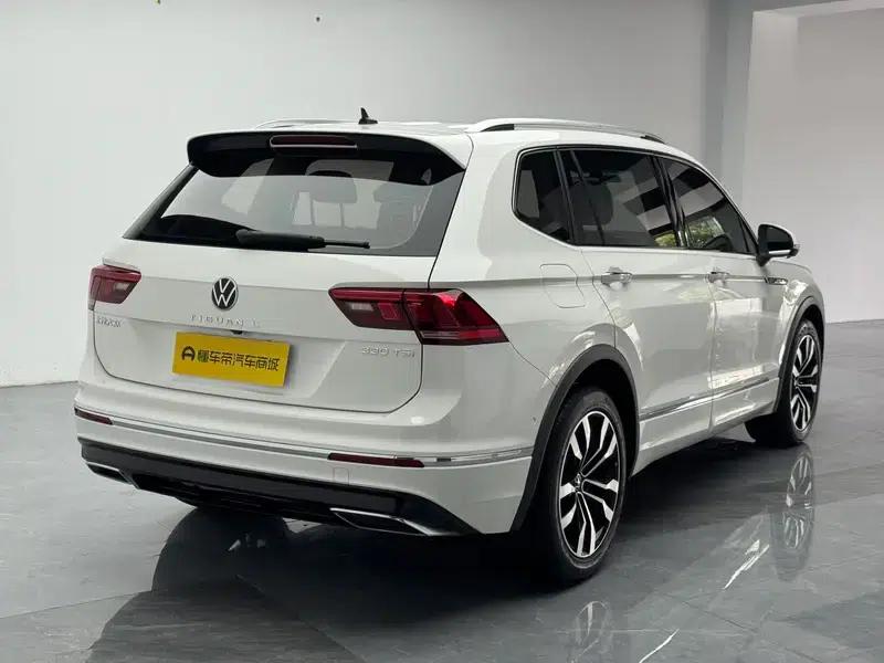 Tiguan L 2021 330TSI Automatic 2WD R-Line Premium Edition — миниатюра 7