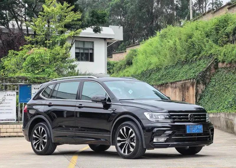 Tiguan L 2021 330TSI Automatic 2WD R-Line Premium Edition — миниатюра 3