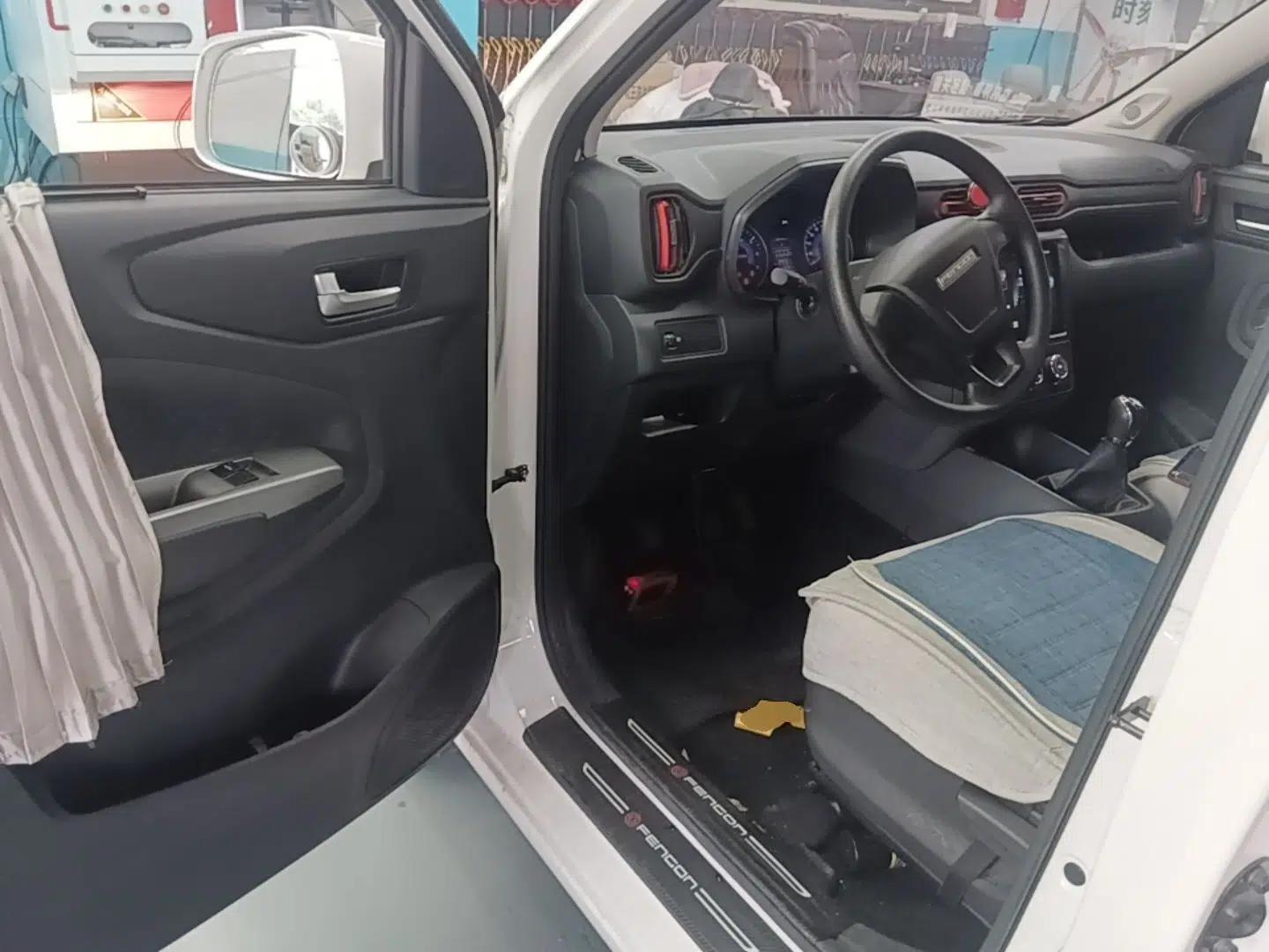 Dongfeng Fengon 380 2022 1.5L Standard Edition 7-Seater Passenger Vehicle — миниатюра 18