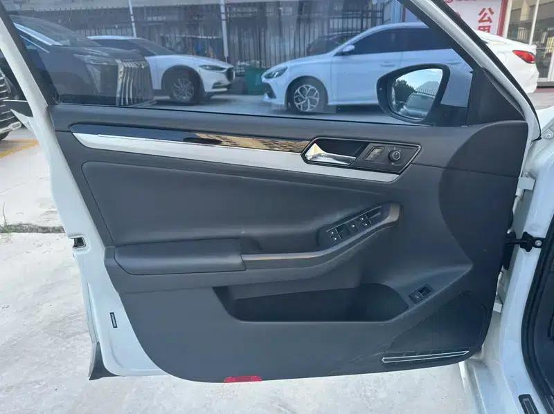 Sagitar 2017 180TSI Automatic Leading Edition — миниатюра 13