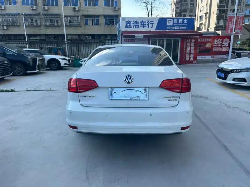 Sagitar 2017 180TSI Automatic Leading Edition — миниатюра 6