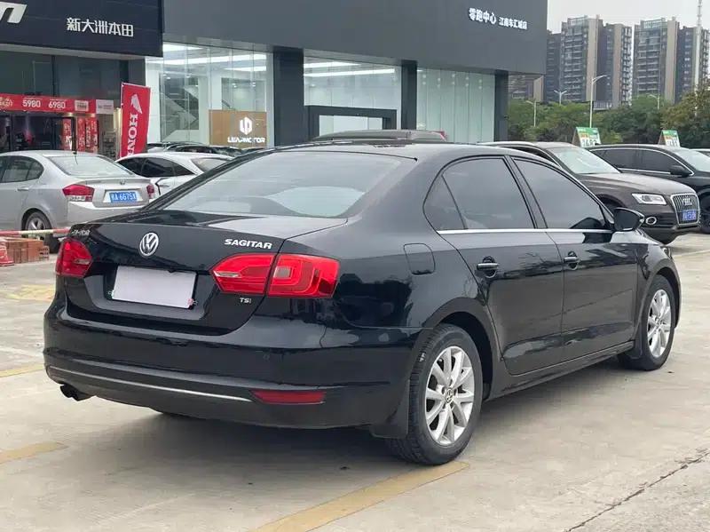 2012 Volkswagen Sagitar 1.4TSI Automatic Luxury — миниатюра 6