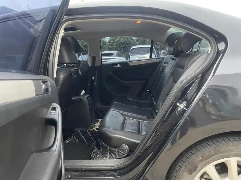 2012 Volkswagen Sagitar 1.4TSI Automatic Luxury — миниатюра 10