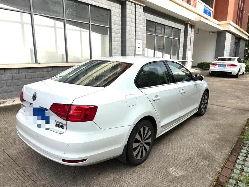 2017 Volkswagen Sagitar 1.6L Automatic Comfort Edition — миниатюра 6