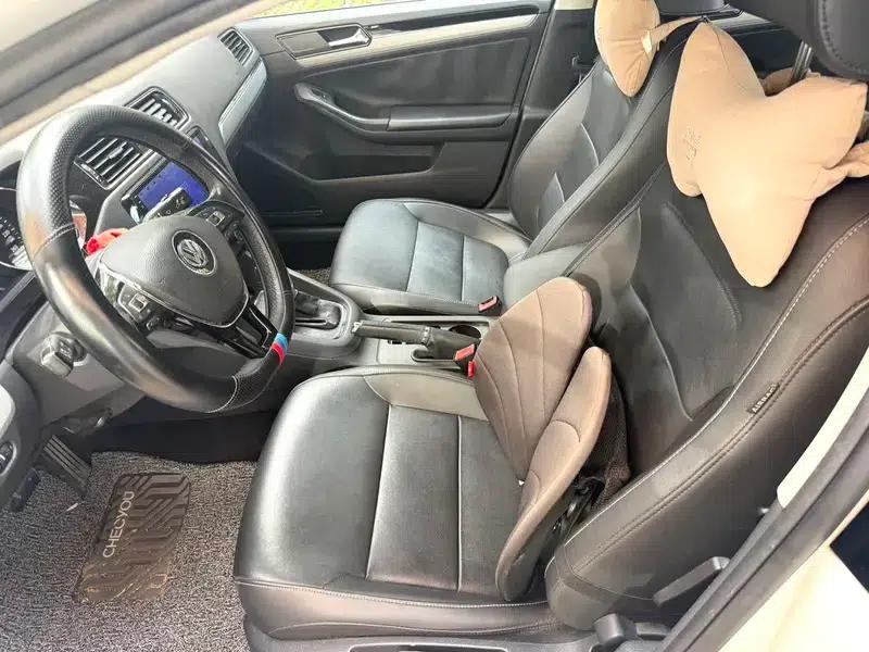 2017 Volkswagen Sagitar 1.6L Automatic Comfort Edition — миниатюра 8
