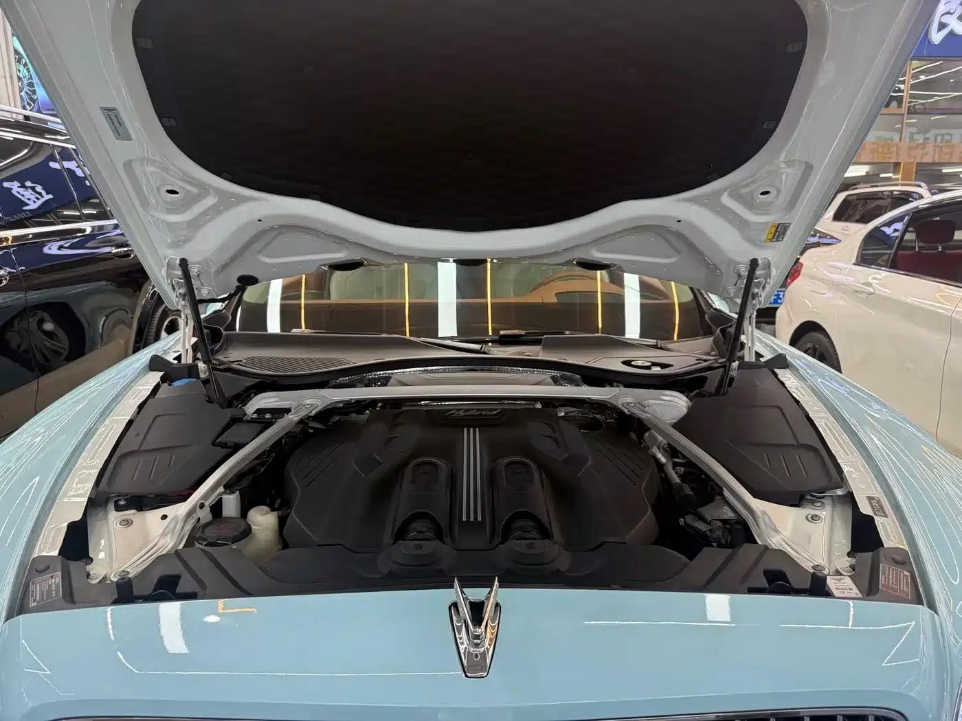 2022 Flying Spur Plug-in Hybrid 2.9T V6 — миниатюра 15