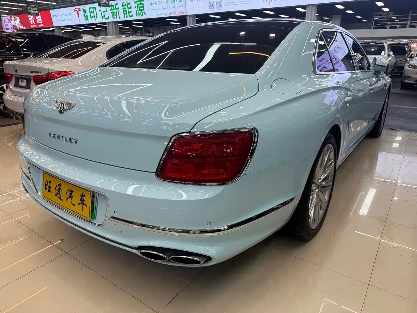2022 Flying Spur Plug-in Hybrid 2.9T V6 — миниатюра 5
