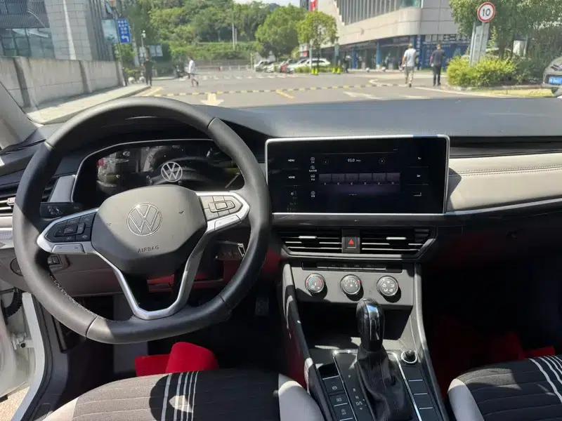 2023 Volkswagen Bora 1.5L Automatic Limited Edition — миниатюра 7