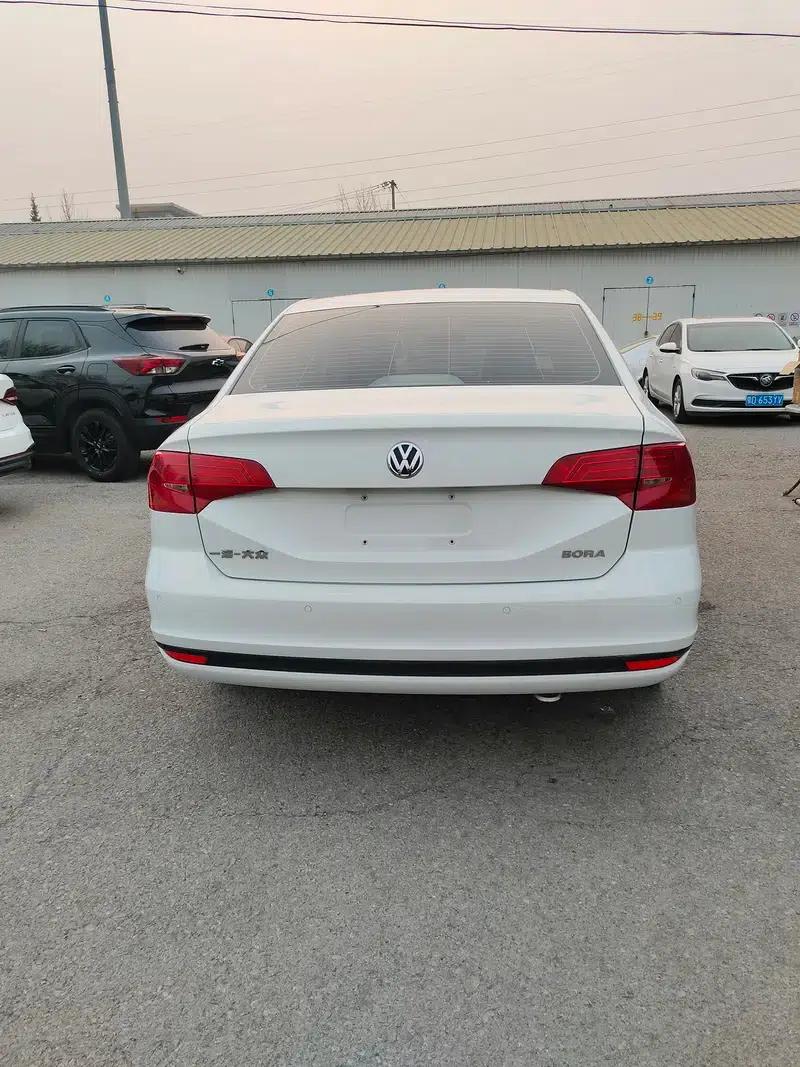 2019 Volkswagen Bora Facelift: Bora Legend 1.5L Automatic Fashion Model (China VI Emission Standard) — миниатюра 5