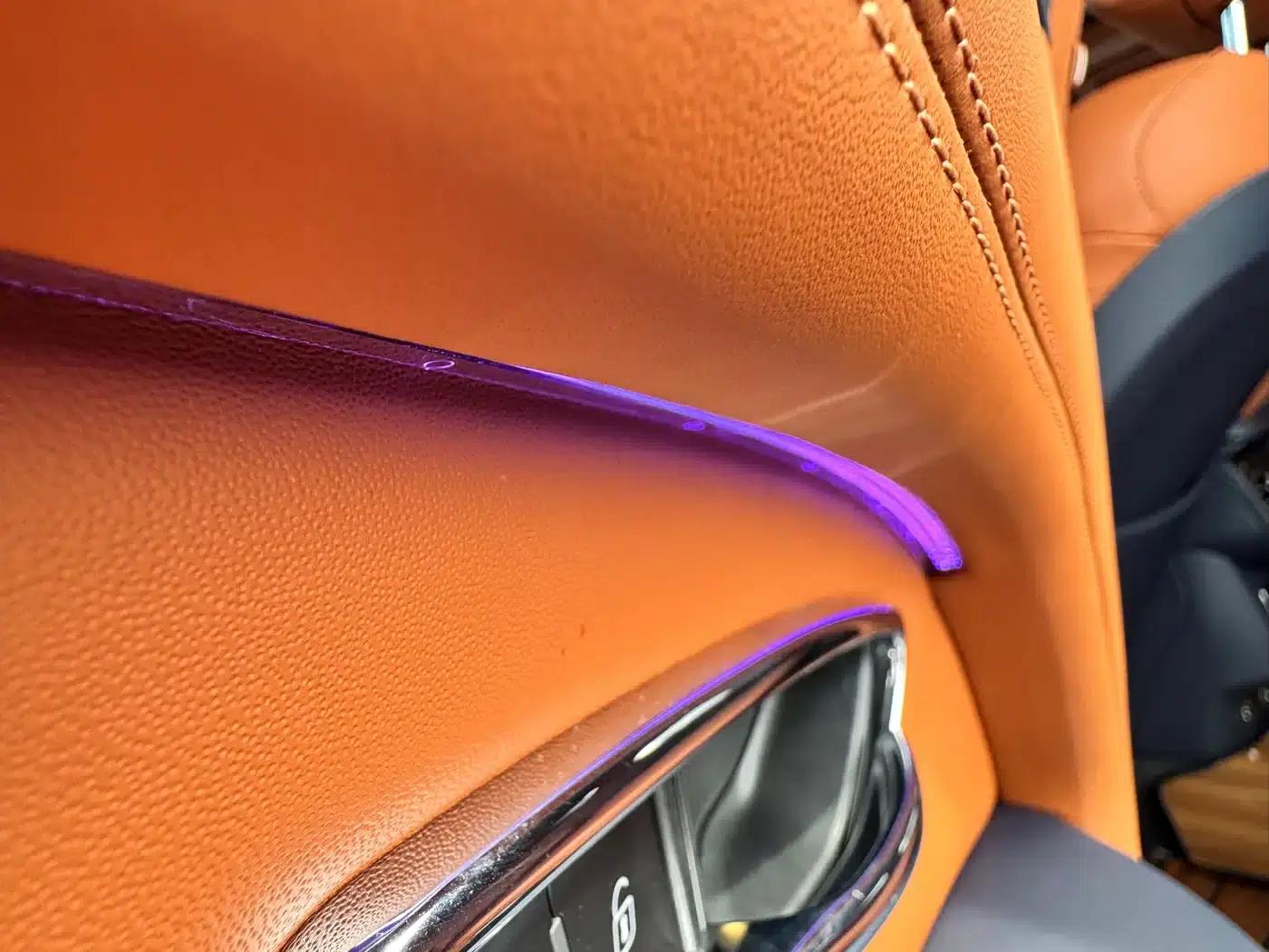 Bentayga Plug-in Hybrid 2021 3.0T PHEV — миниатюра 13