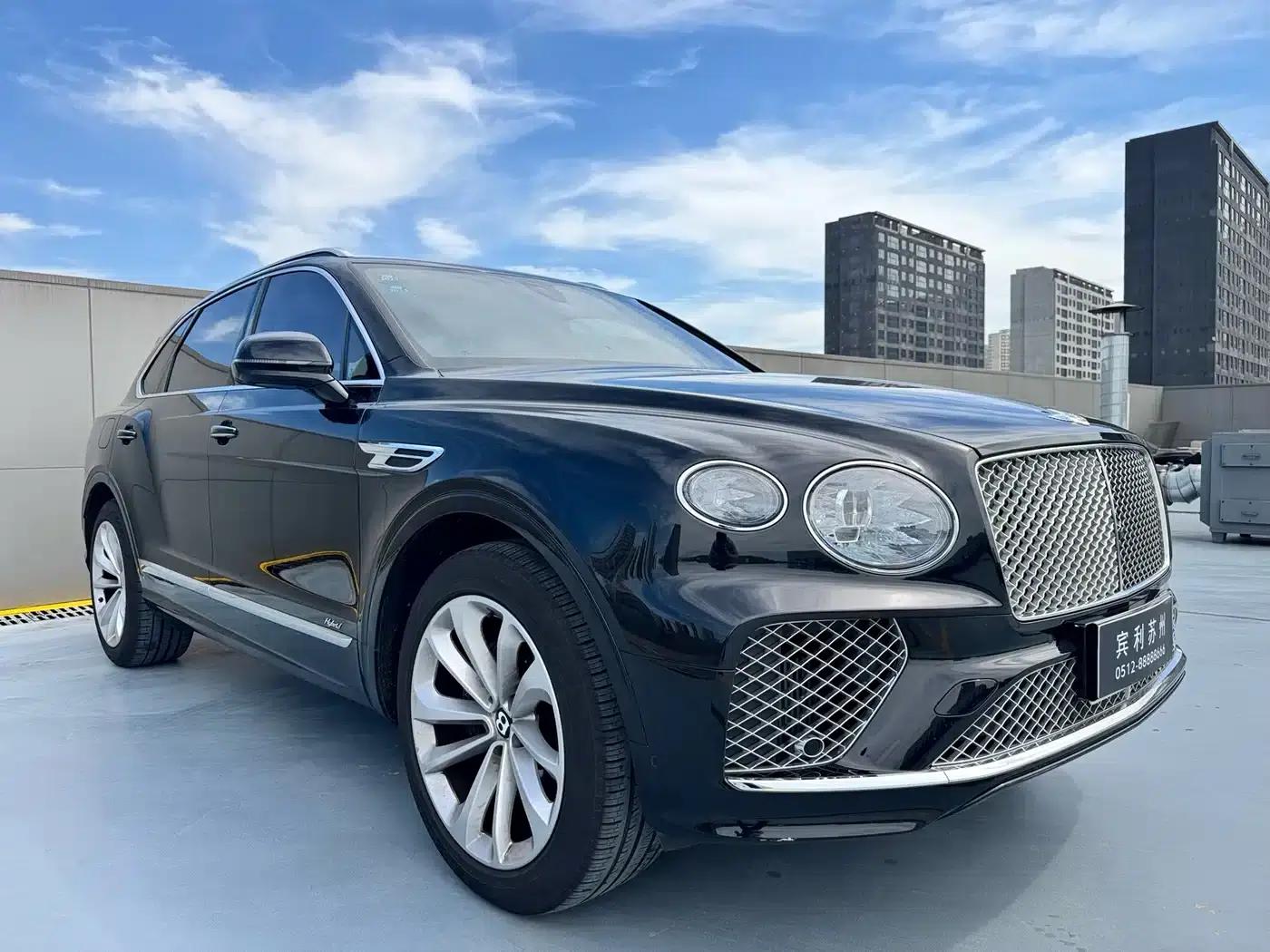 Bentayga Plug-in Hybrid 2021 3.0T PHEV — миниатюра 3