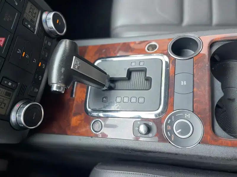 Touareg 2009 3.0T Diesel Standard Edition — миниатюра 13