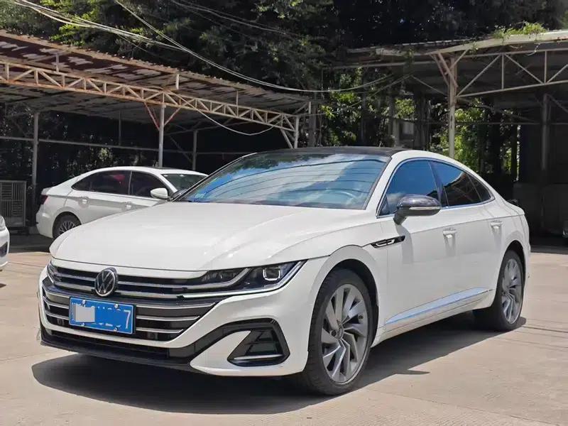 Volkswagen CC 2023 380TSI Striking Edition — миниатюра 1