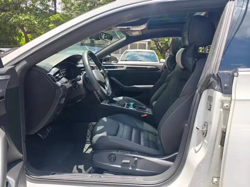 Volkswagen CC 2023 380TSI Striking Edition — миниатюра 19