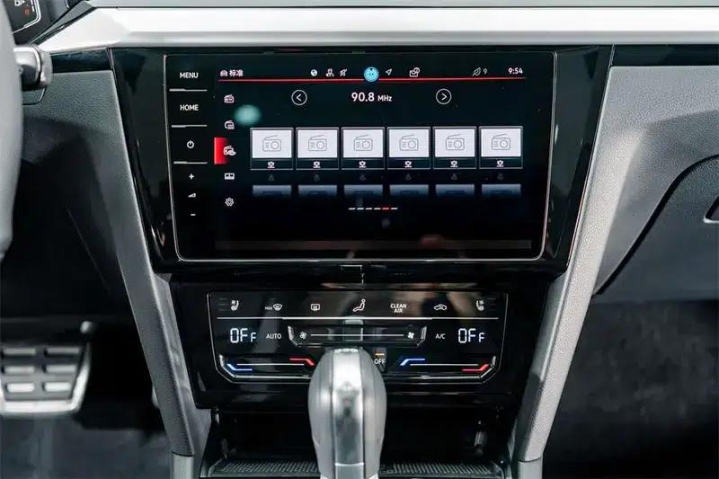 Volkswagen CC 2024 380TSI Striking Edition — миниатюра 11