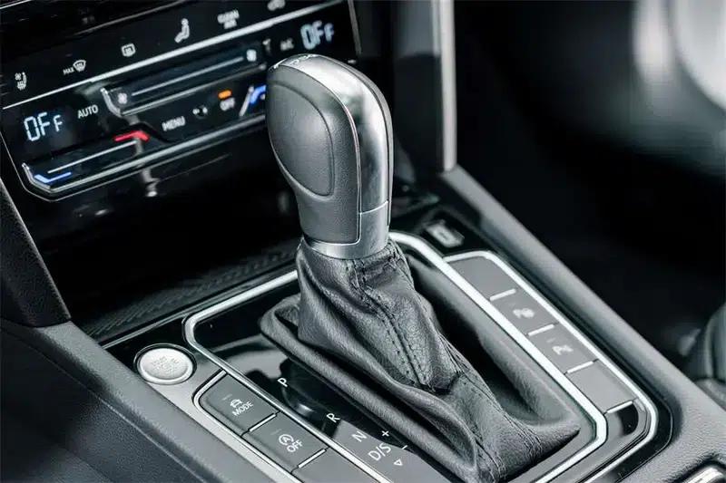Volkswagen CC 2024 380TSI Striking Edition — миниатюра 15