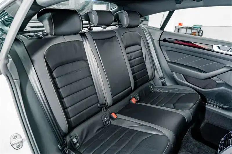Volkswagen CC 2024 380TSI Striking Edition — миниатюра 21