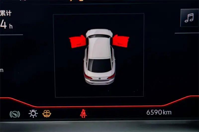 Volkswagen CC 2024 380TSI Striking Edition — миниатюра 7