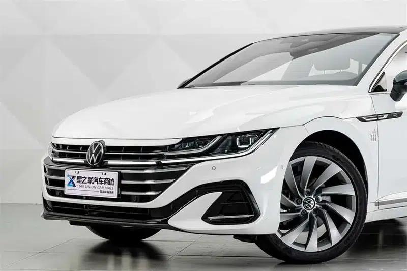 Volkswagen CC 2024 380TSI Striking Edition — миниатюра 8