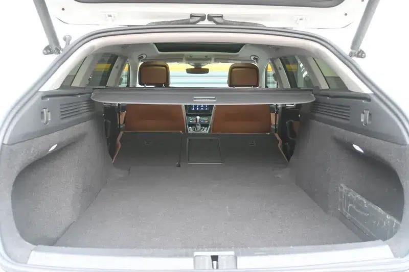 Volkswagen CC 2021 Shooting Brake 380TSI Hunter Edition — миниатюра 17