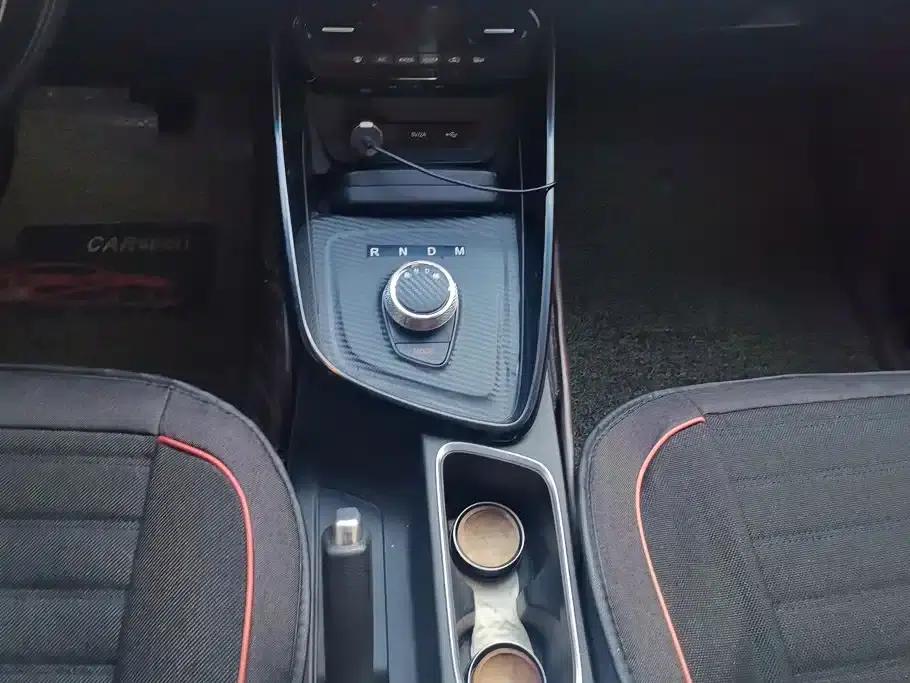Baojun 530 2018 1.8L Automatic Deluxe Edition (National V Emission Standard) — миниатюра 16