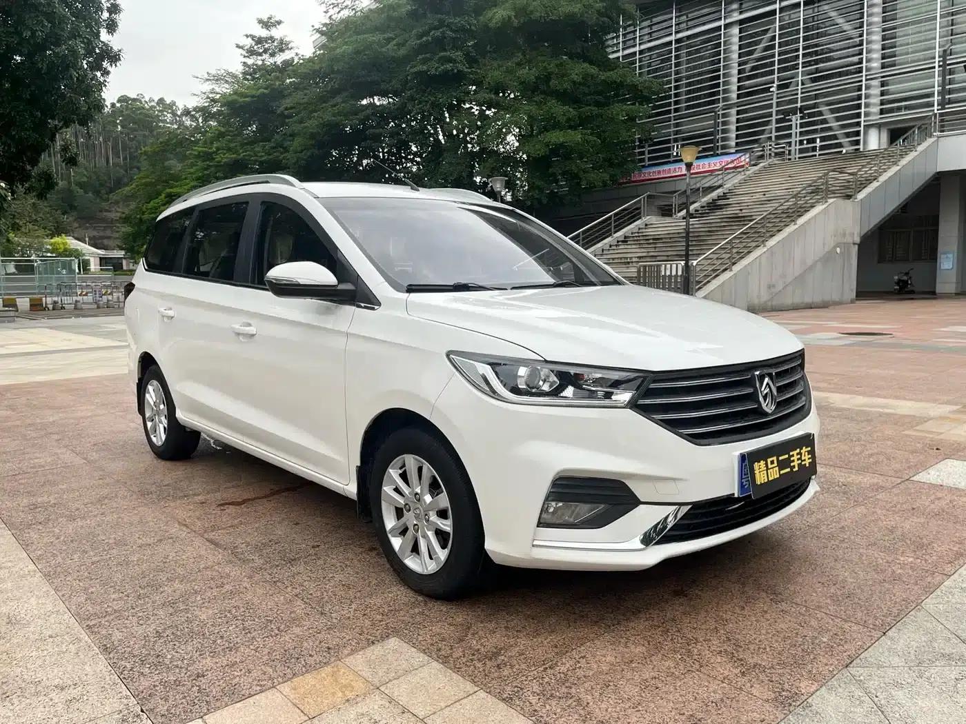 Baojun 360 2018 1.5L Automatic Elite (National V Emission Standard) — миниатюра 2