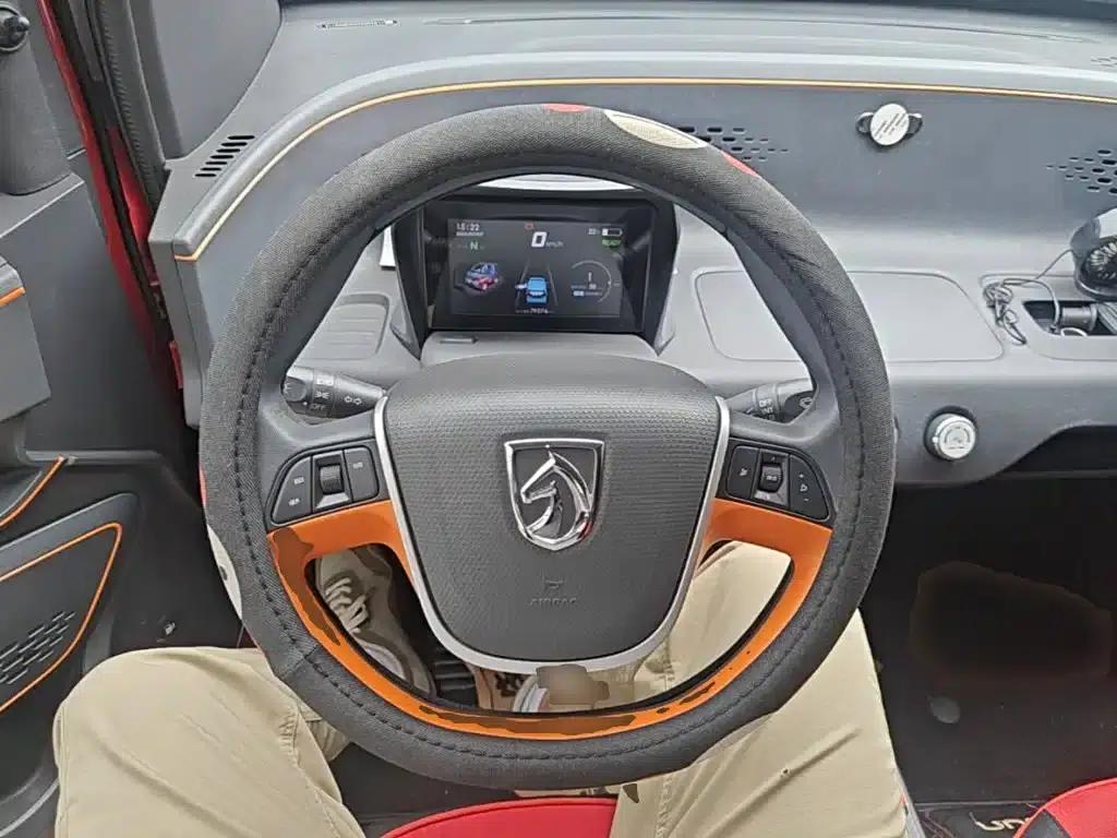 Baojun E100 2019 Model 250KM Smart Edition — миниатюра 11