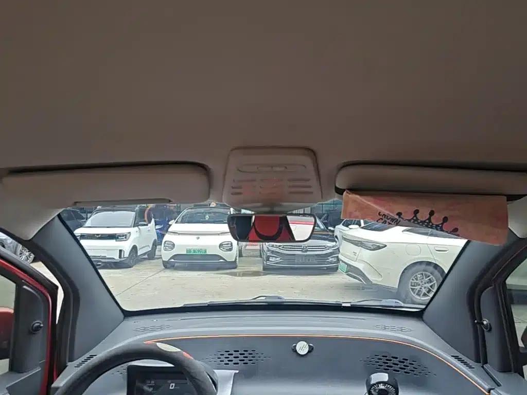 Baojun E100 2019 Model 250KM Smart Edition — миниатюра 18