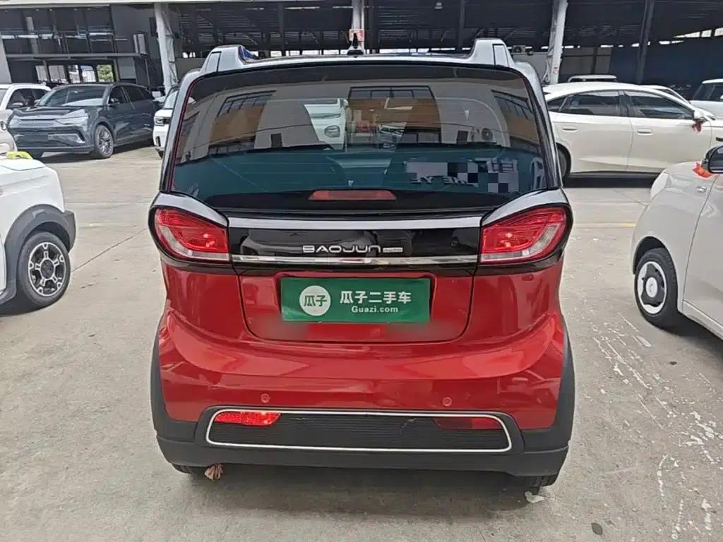 Baojun E100 2019 Model 250KM Smart Edition — миниатюра 6