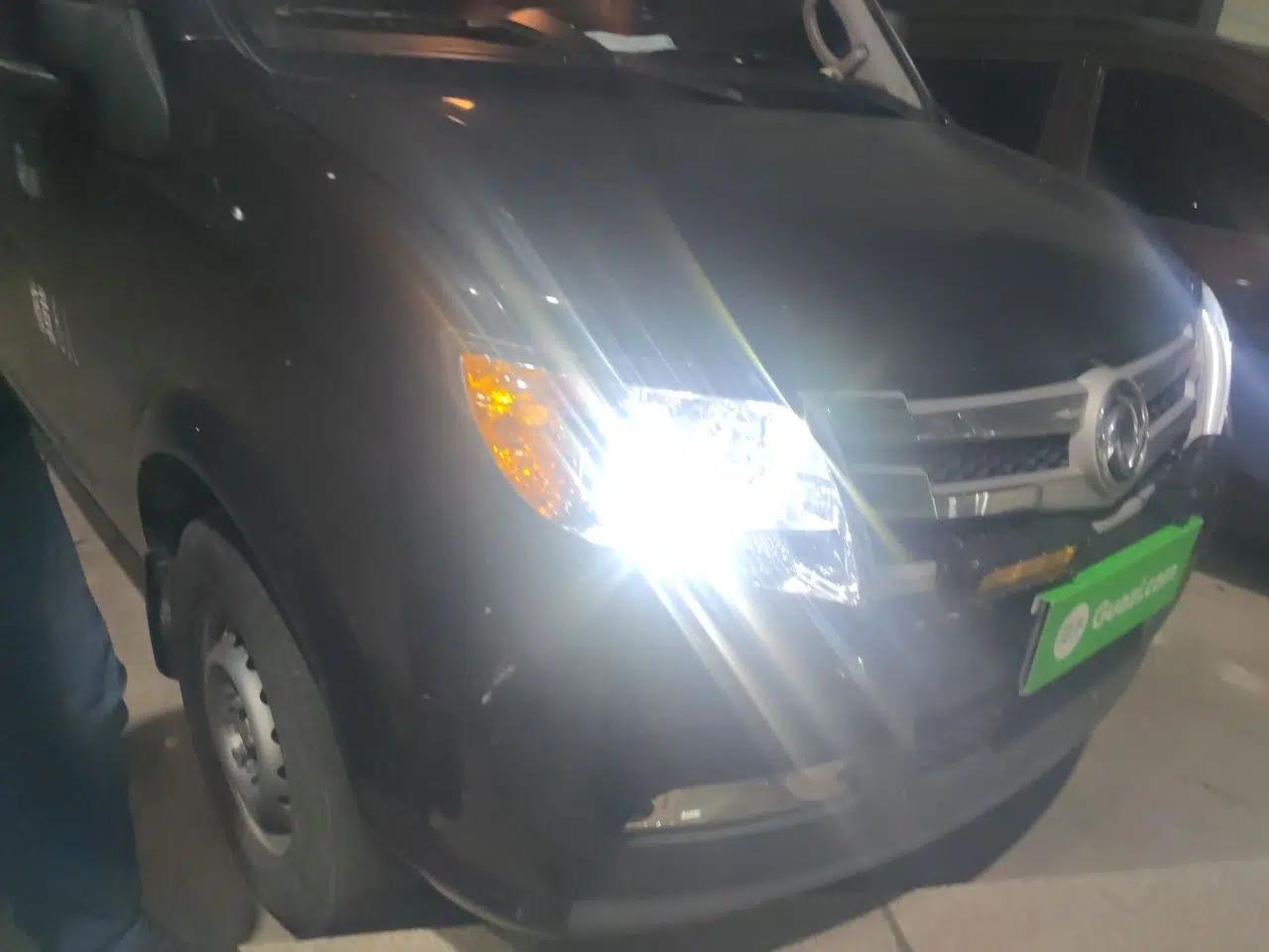 Dongfeng Yufeng 2021 2.0T Value Edition Logistics Vehicle Short Wheelbase Mid-Roof Design 5-9 Seater China VI Emission Standard D20 — миниатюра 7