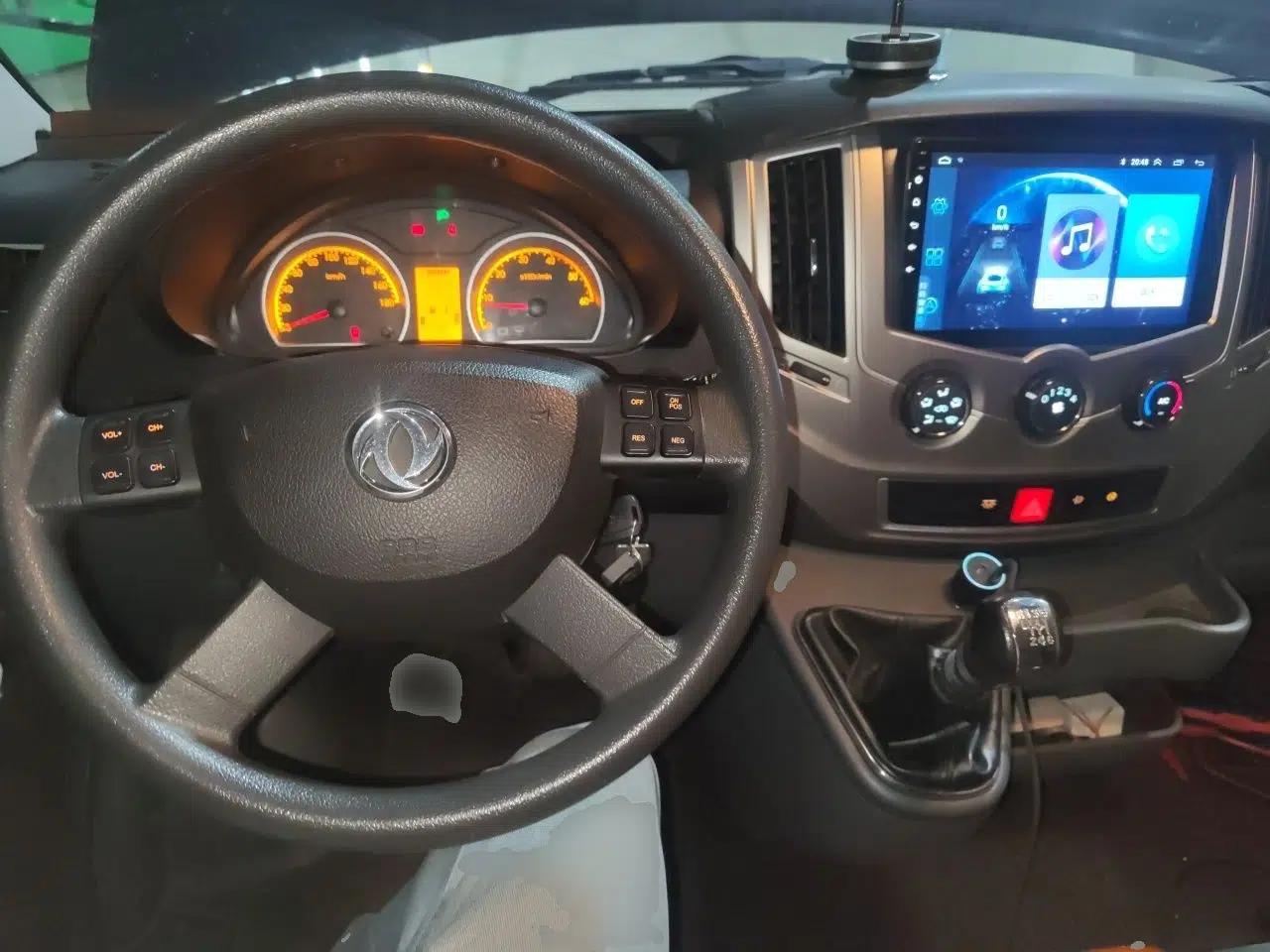 Dongfeng Yufeng 2021 2.0T Value Edition Logistics Vehicle Short Wheelbase Mid-Roof Design 5-9 Seater China VI Emission Standard D20 — миниатюра 9
