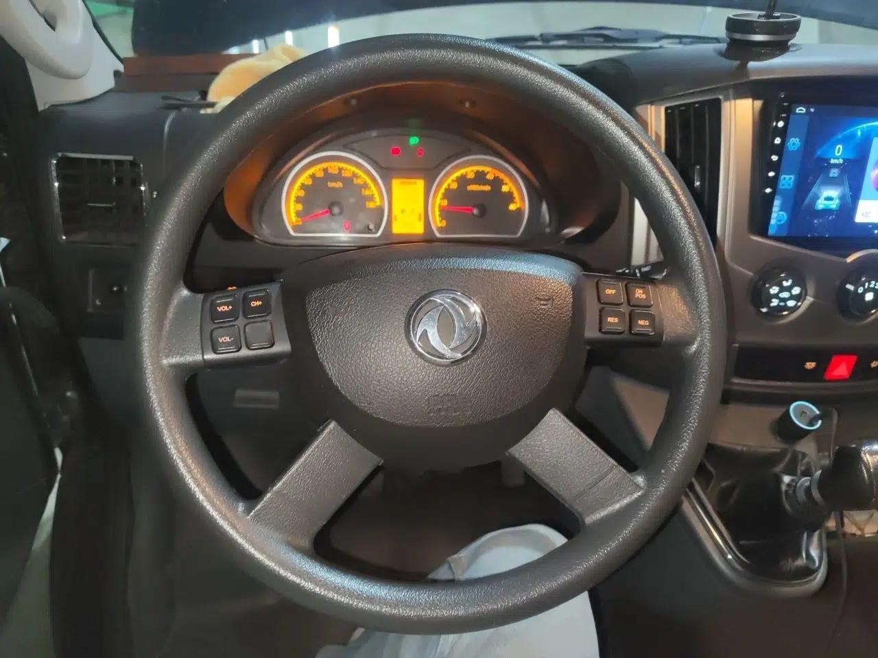 Dongfeng Yufeng 2021 2.0T Value Edition Logistics Vehicle Short Wheelbase Mid-Roof Design 5-9 Seater China VI Emission Standard D20 — миниатюра 10
