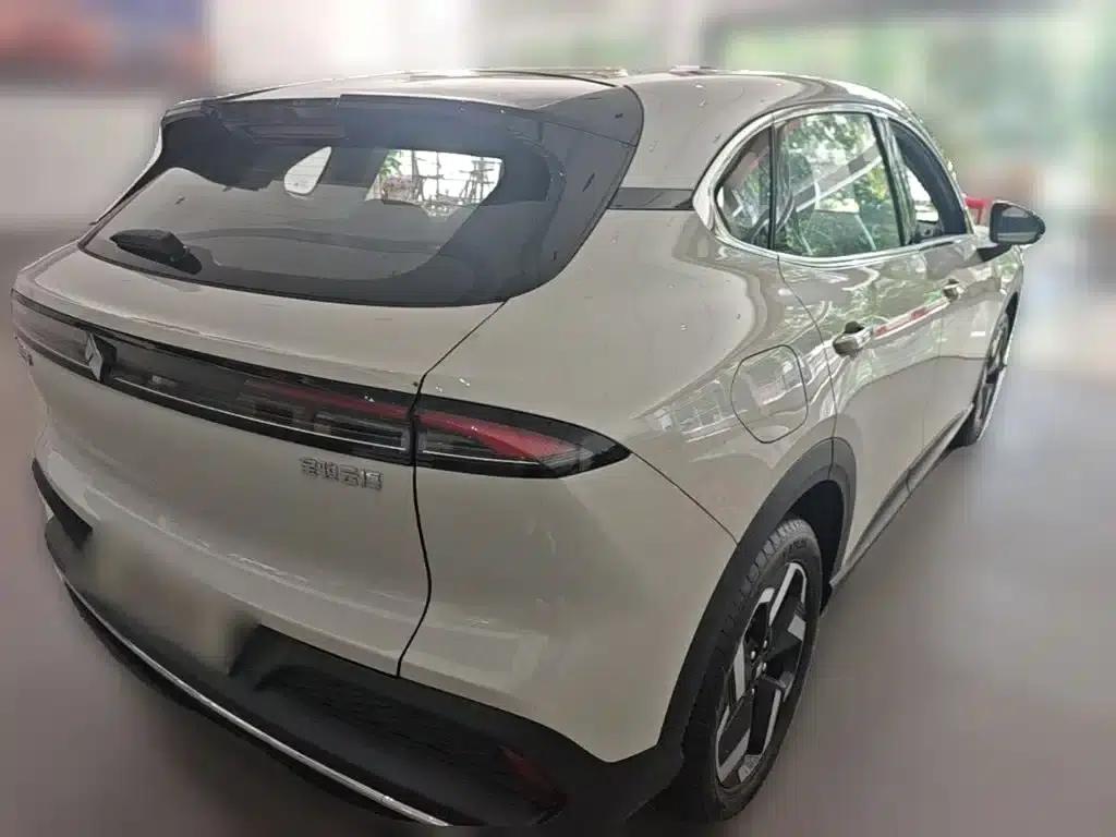 Baojun Yunhai 2026 140km/h Plug-in Hybrid Standard Edition — миниатюра 12