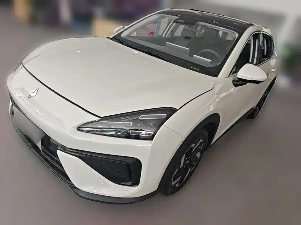 Baojun Yunhai 2026 140km/h Plug-in Hybrid Standard Edition — миниатюра 3