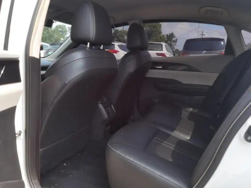 Dongfeng Fengshen E70 2022 500 Super Enjoy Edition — миниатюра 9