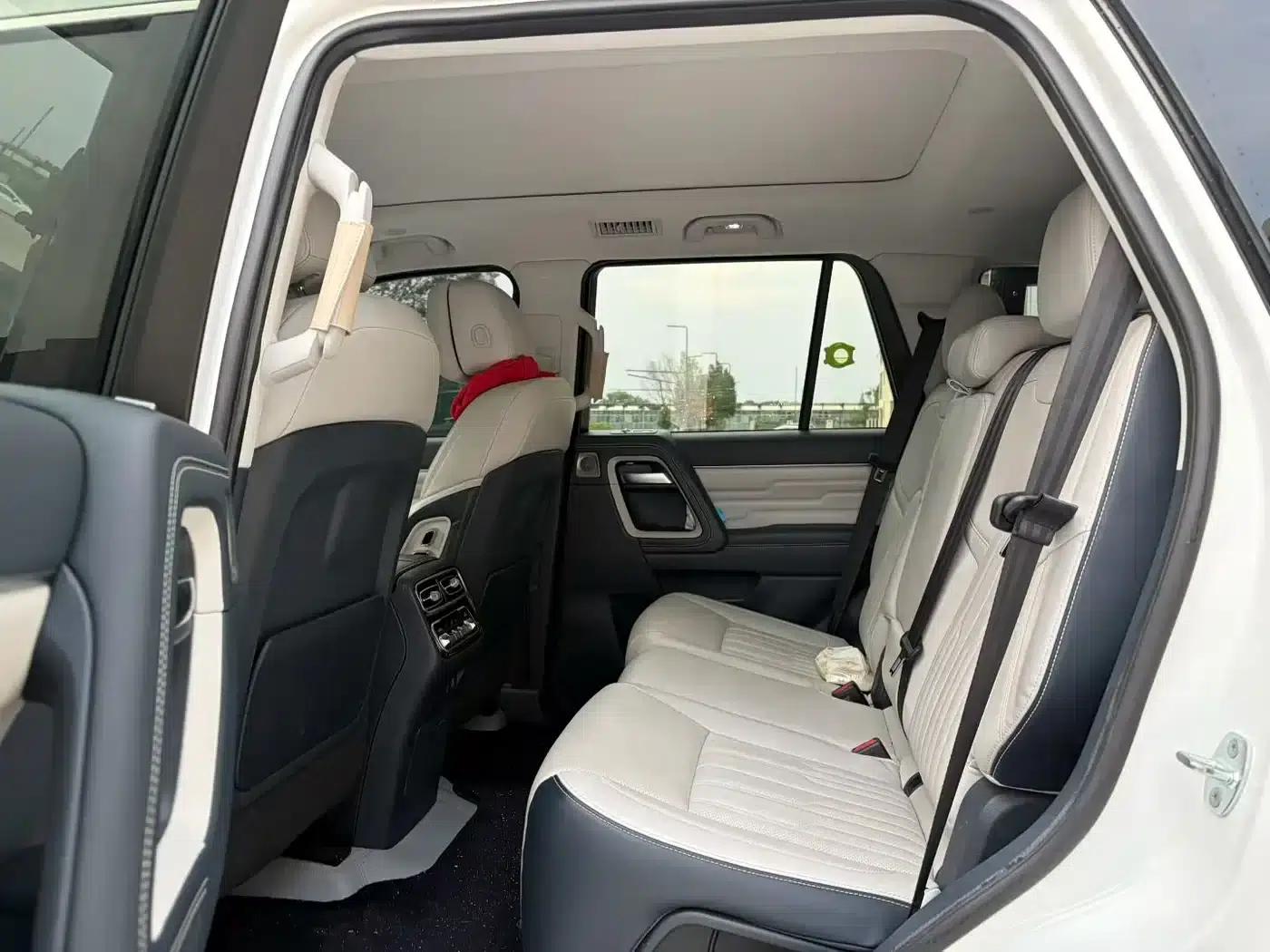 Beijing BJ60 2022 2.0T Eleventh Edition Seven-Seater — миниатюра 5