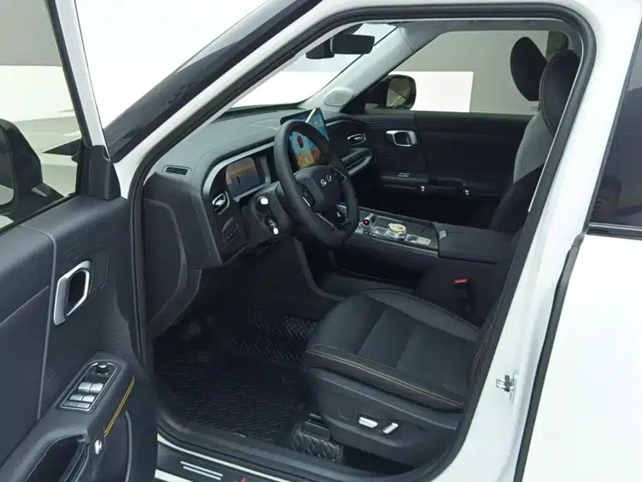 Beijing BJ30 2024 1.5T Magic Core Electric Drive Advanced Edition — миниатюра 9