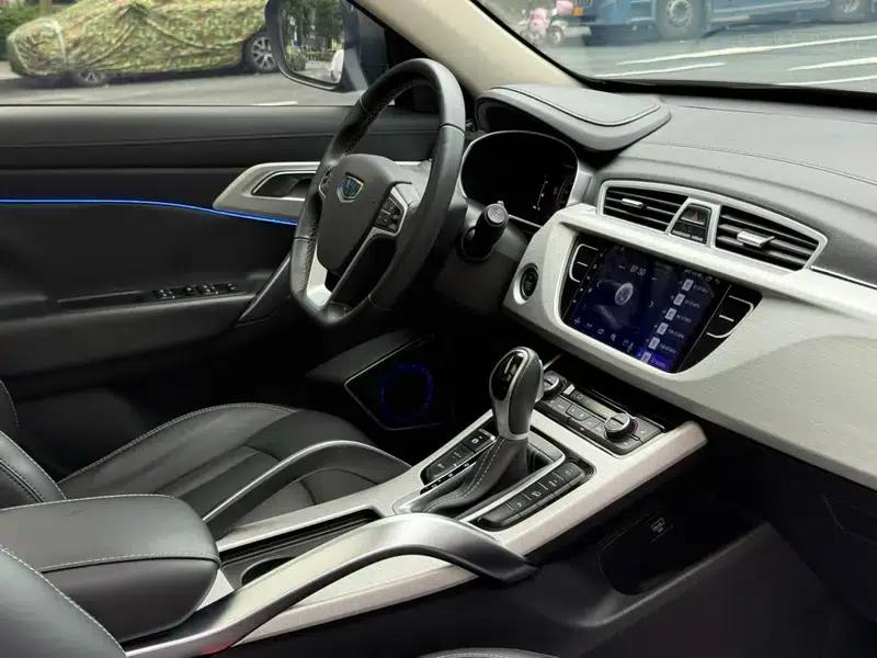 Geely Boyue 2018 1.8TD Automatic 2WD Smart Supreme Edition 4G Connected Version — миниатюра 12