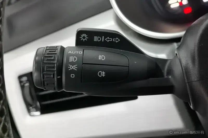 Geely Boyue 2018 1.8TD Automatic 2WD Smart Supreme Edition 4G Connected Version — миниатюра 16