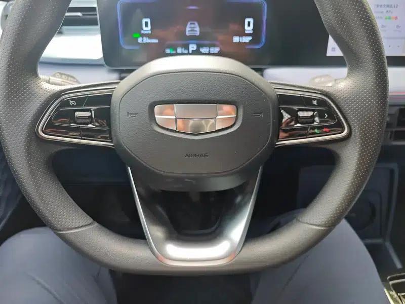 Geely Geometry E Firefly 2023 Model 401KM Thunder Tiger — миниатюра 13
