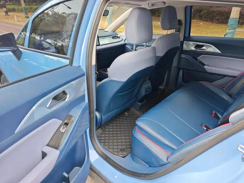 Geely Geometry E Firefly 2023 Model 401KM Thunder Tiger — миниатюра 17