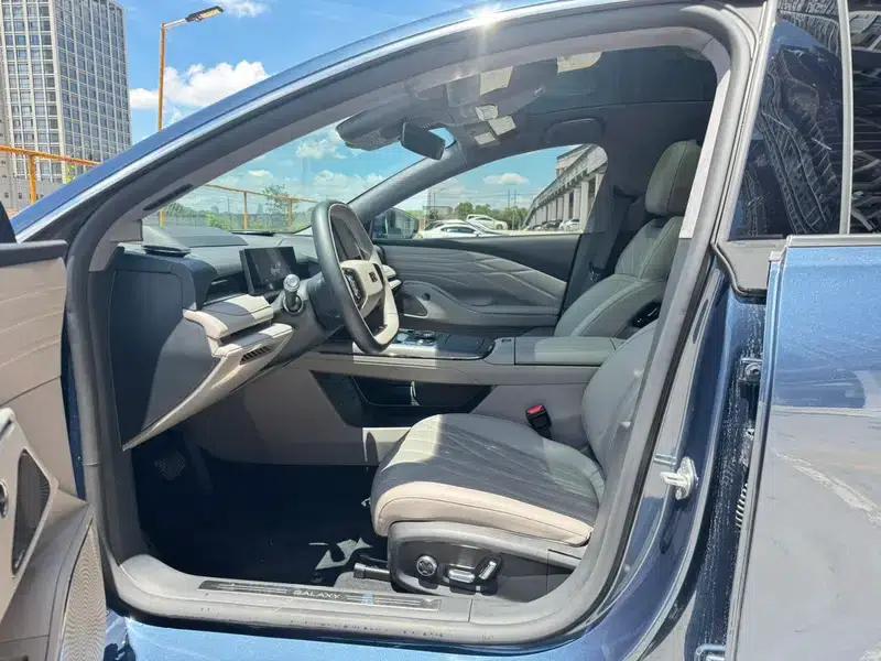 Galaxy Star 8 PHEV 2025 Model 130km EM-P Exploration Edition — миниатюра 11