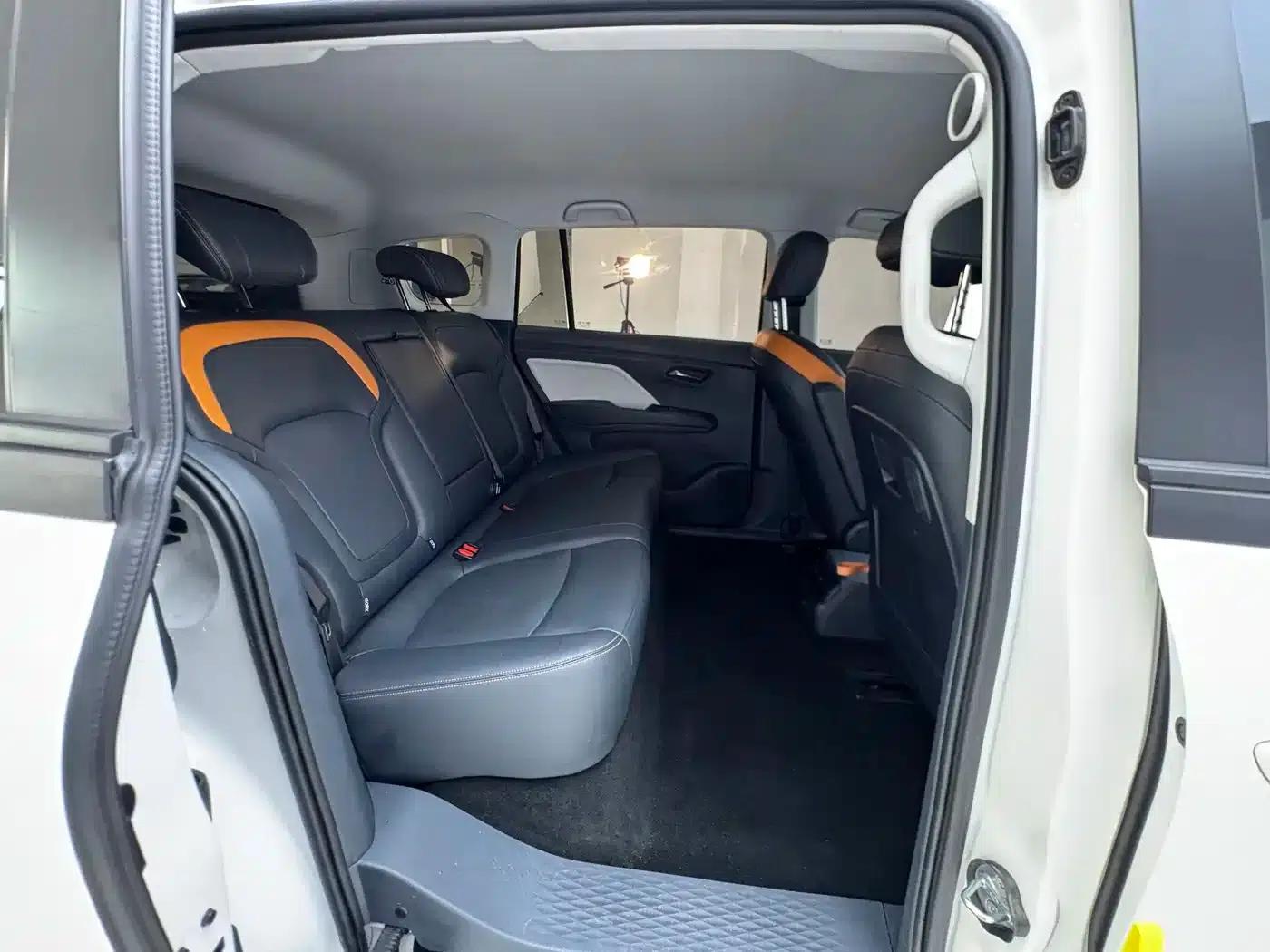 Bestune NAT 2022 Comfortable Travel Battery Swapping Version 100kW 401km — миниатюра 14