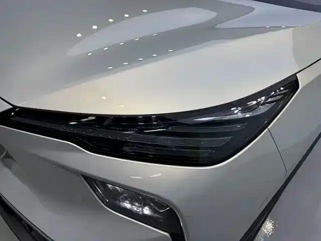 Yueyi 03 2025 Model 565km Enjoy Edition — миниатюра 11