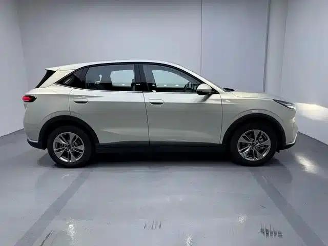 Yueyi 03 2025 Model 565km Enjoy Edition — миниатюра 7