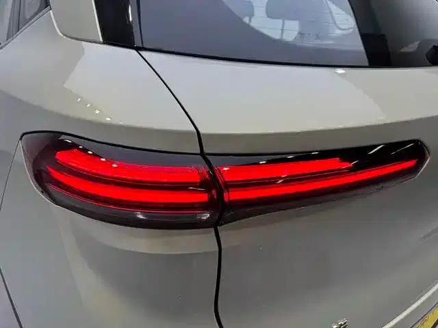 Yueyi 03 2025 Model 565km Enjoy Edition — миниатюра 10