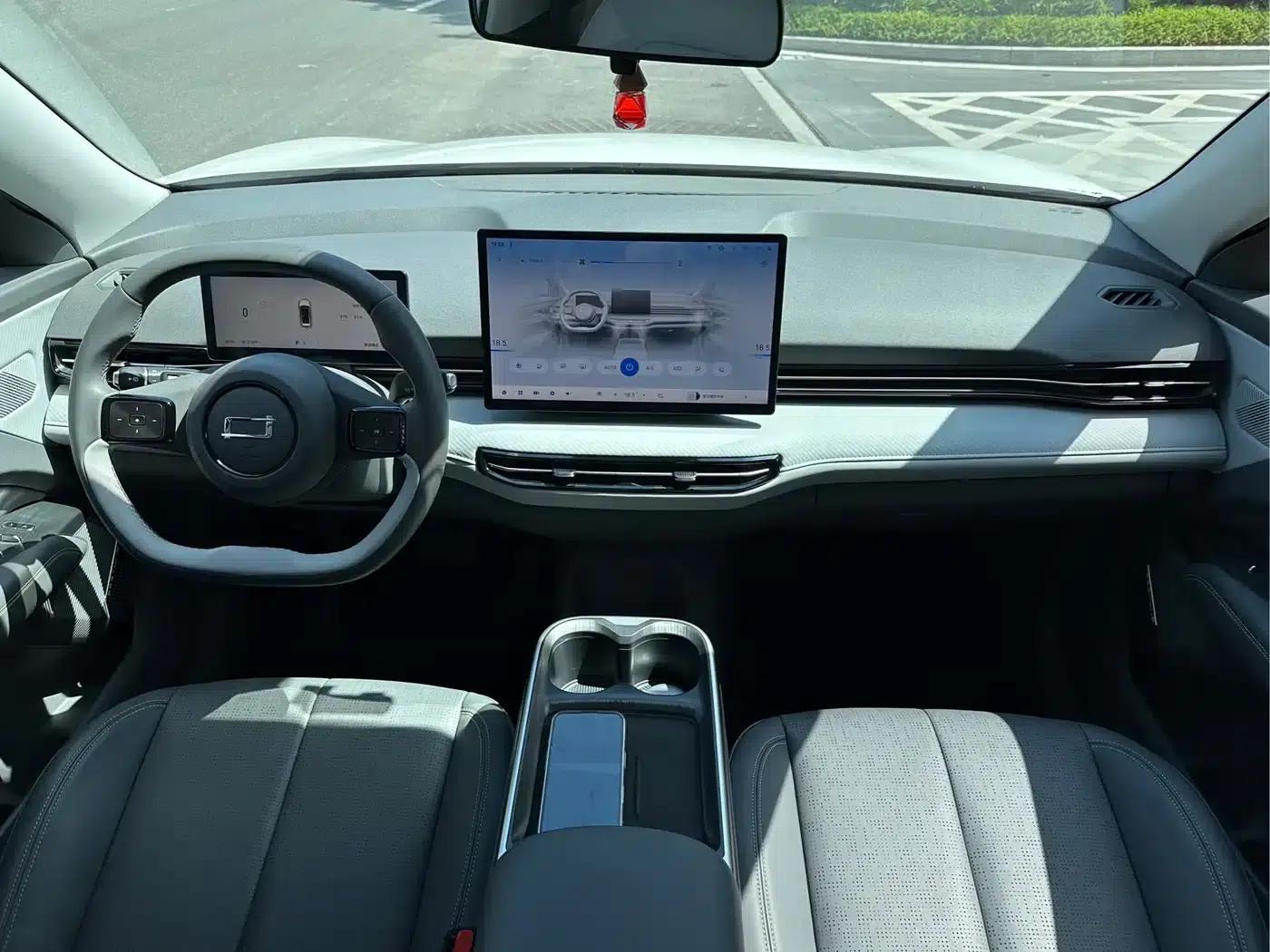 Yueyi 03 2025 565km Premium Edition — миниатюра 8