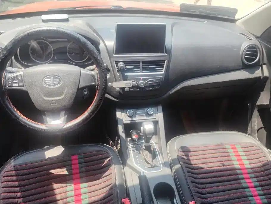 Besturn X40 2017 1.6L Automatic Luxury Edition — миниатюра 12